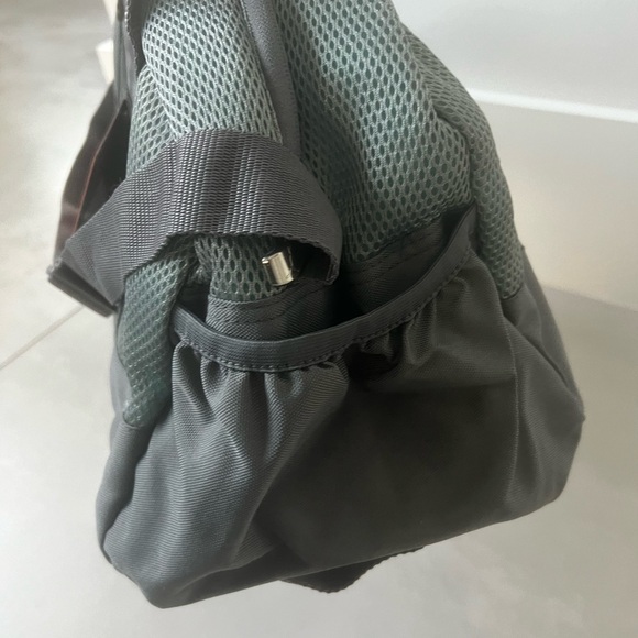 Puma Revive Duffel bag 18” sports trips vacation suitcase luggage handbag gym - Picture 4 of 6